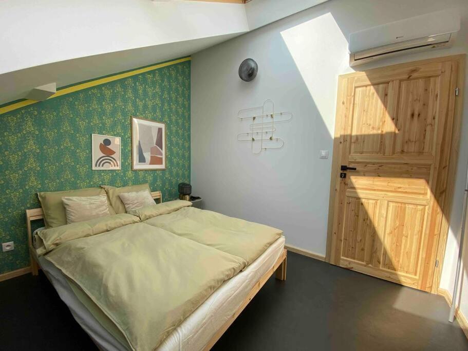 Stara Praga 1 Apartment